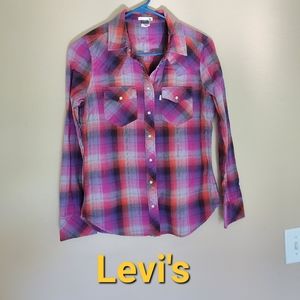 Levi's women's 100% cotton plaid purple orange gray pocket casual flannel shirt